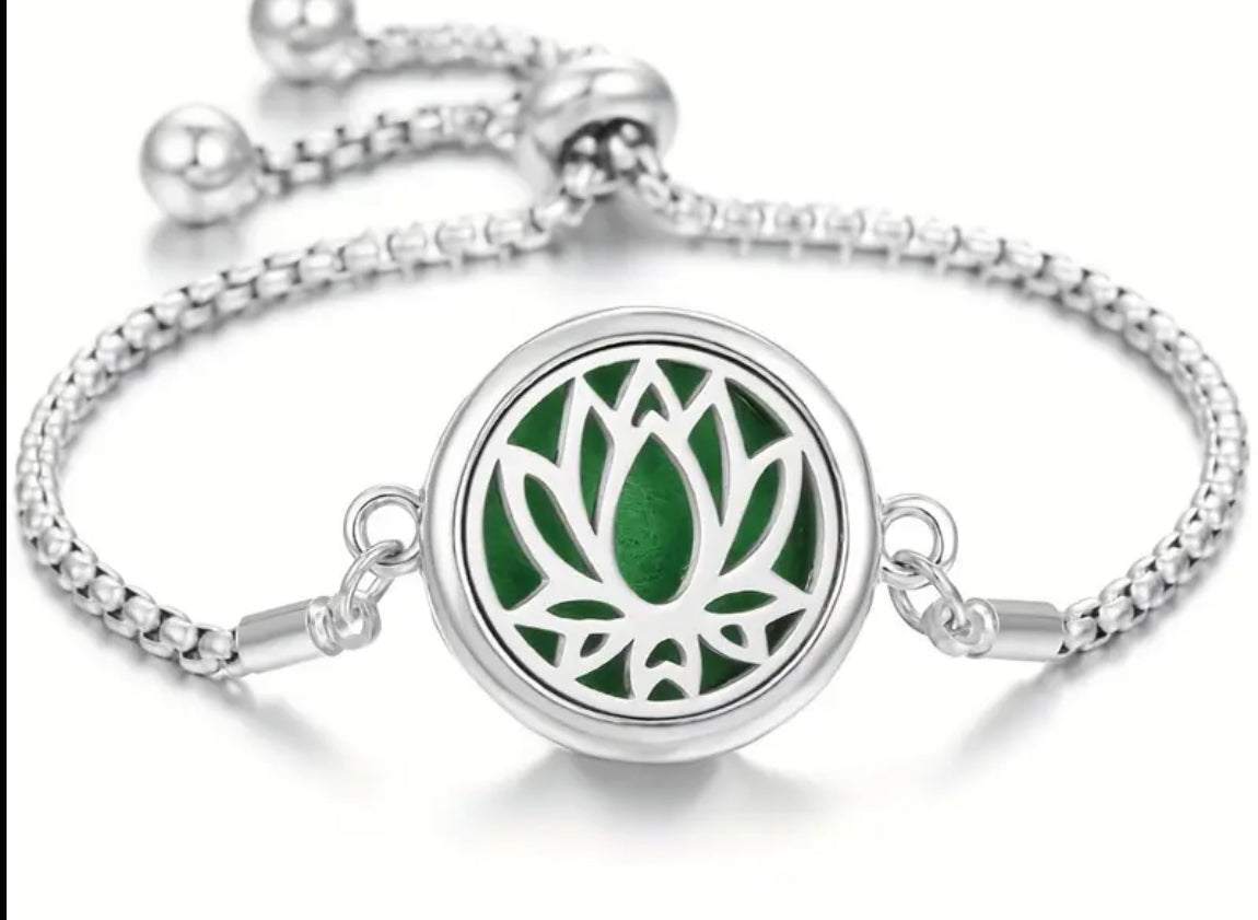 Adjustable Essential Oil Lotus Flower Bracelet