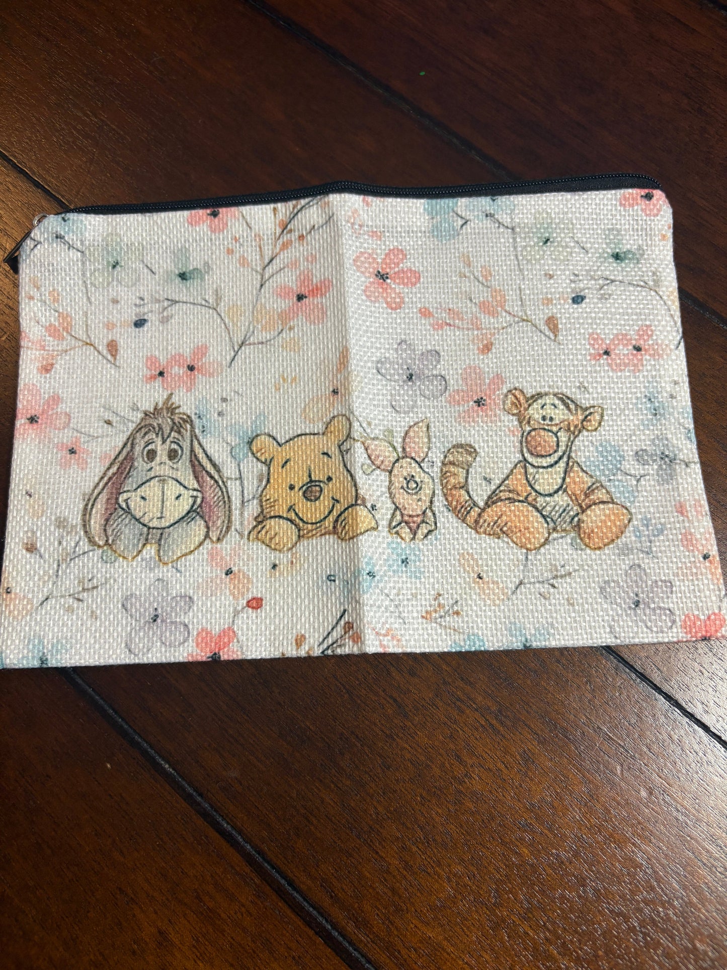 Winnie Pastel Floral Makeup Bag - Shear Xcitement Boutique
